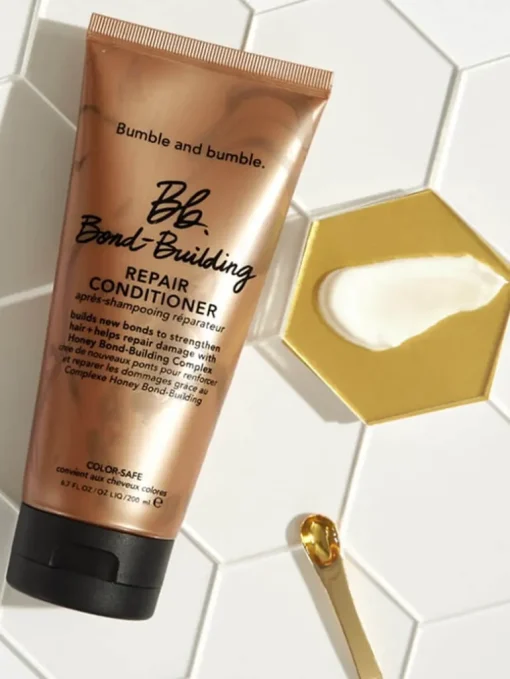 Bumble and bumble Bond-Building Repair Conditioner | MECCA