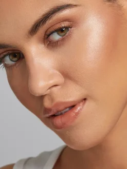 By Terry Starlight Glow CC Highlighter | MECCA