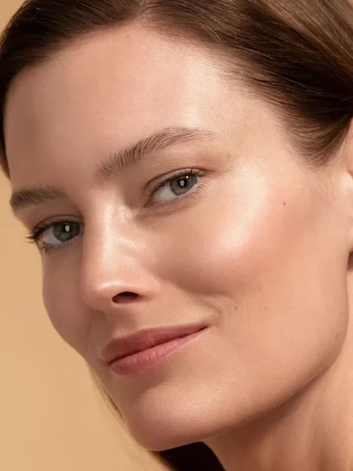 Chantecaille Sheer Glow Gold Face Tint | MECCA