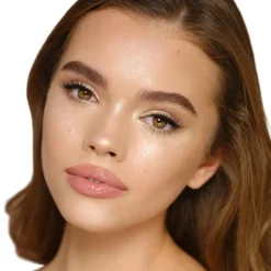 Charlotte Tilbury Hollywood Glow Glide Face Architect Highlighter | MECCA