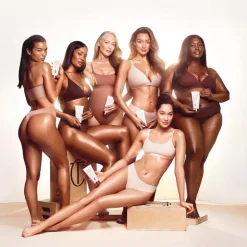 Charlotte's Magic Body Cream - Charlotte Tilbury | MECCA