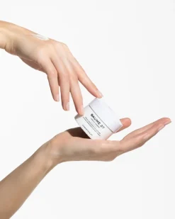 Cosmetics 27 Baume 27 Creme Legere | MECCA