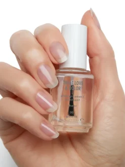 Essie Treat Love & Colour | MECCA