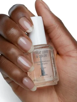 Essie Treat Love & Colour | MECCA