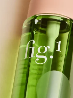 Fig.1 Micellar Oil Cleanser | MECCA