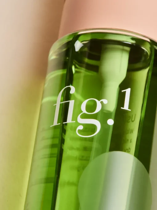 Fig.1 Micellar Oil Cleanser | MECCA