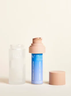 Fig.1 Vitamin C15% Treatment - Refill | MECCA