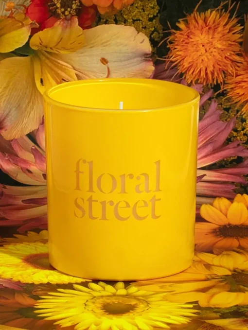 Floral Street Vanilla Bloom Candle | MECCA