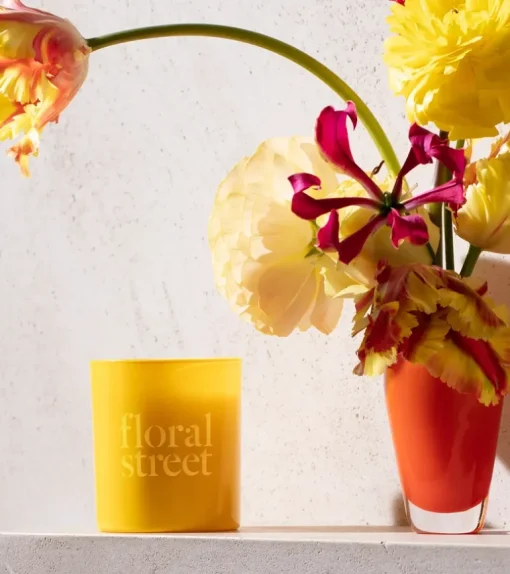 Floral Street Vanilla Bloom Candle | MECCA