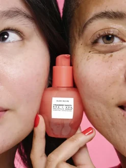 Glow Recipe Strawberry Smooth BHA + AHA Salicylic Serum | MECCA