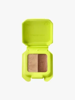 Half Magic Beam Trap Illuminating Balm | MECCA
