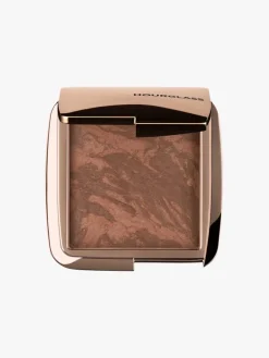 HOURGLASS Ambient Lighting Bronzer | MECCA