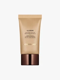 HOURGLASS Illusion Hyaluronic Skin Tint | MECCA