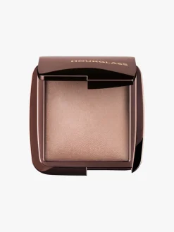 HOURGLASS Mini Ambient Lighting Powder | MECCA
