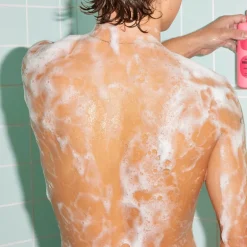 Isle of Paradise Confidently Clear Body Cleanser | MECCA