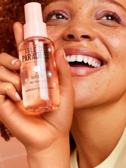 Isle Of Paradise Day Dew Self-Tan Face Mist | MECCA