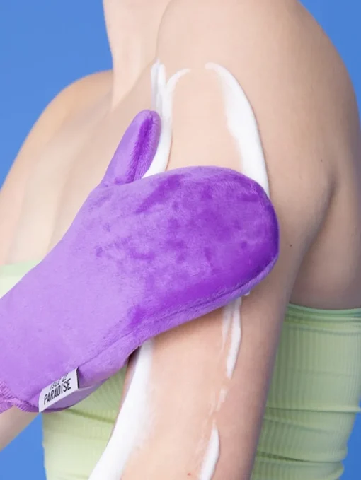Isle Of Paradise Self-Tanning Mitt | MECCA