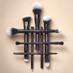 Kevyn Aucoin Duet Definer Brush | MECCA
