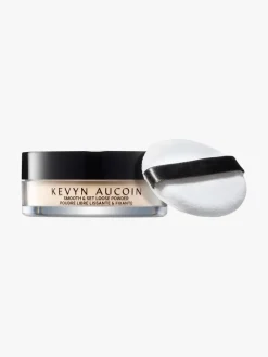 Kevyn Aucoin Smooth & Set Loose Powder | MECCA