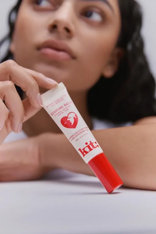 kit: Kissing Balm | MECCA