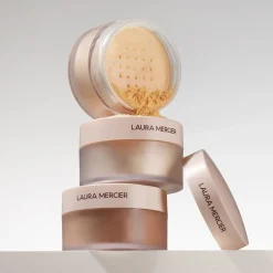 Laura Mercier Translucent Loose Setting Powder Ultra-Blur | MECCA