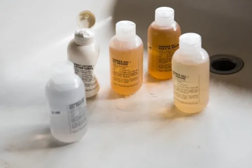 Le Labo Shower Gel Basil | MECCA
