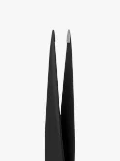 Lilly Lashes Matte Black Lash Applicator | MECCA