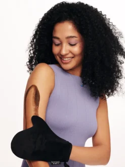 Luna Bronze Self Tanning Mitt | MECCA