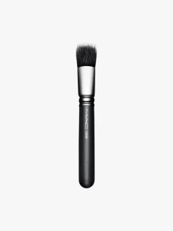 M·A·C Cosmetics 130 Short Duo Fibre Brush | MECCA