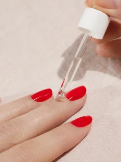 manucurist Huile Verte Cuticle Oil | MECCA