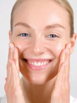 Mario Badescu Enzyme Cleansing Gel | MECCA