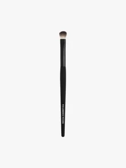 MECCA COSMETICA Flat Shader Eyeshadow Brush | MECCA