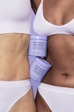 Niacinamide Scrub - Frank Body | MECCA
