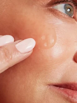 NuFACE Hydrating Aqua Gel | MECCA