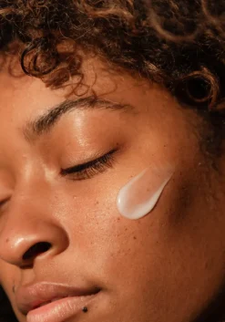 OSEA Seaglow Overnight Serum AHA Treatment | MECCA