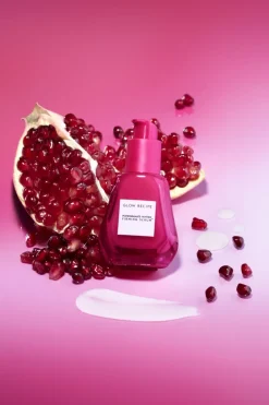 Pomegranate Peptide Serum - Glow Recipe | MECCA