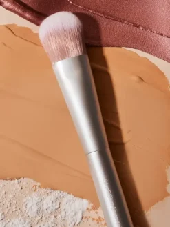 RMS beauty Skin2Skin Everything Brush | MECCA