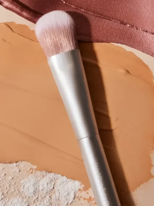 RMS beauty Skin2Skin Everything Brush | MECCA