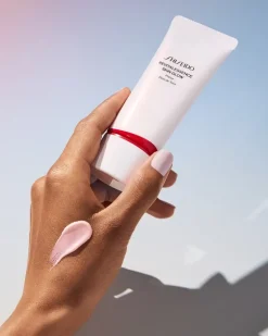 Shiseido Revitalessence Skin Glow Primer | MECCA