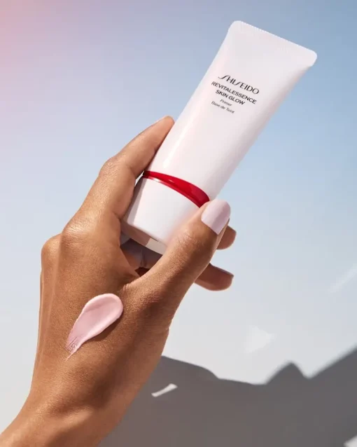 Shiseido Revitalessence Skin Glow Primer | MECCA