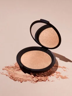 Smashbox x Becca Shimmering Skin Perfector Pressed Highlighter | MECCA