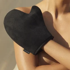 Spray Aus Application Glove | MECCA