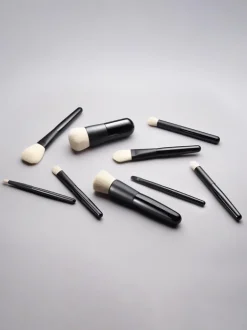 Westman Atelier Foundation Brush | MECCA